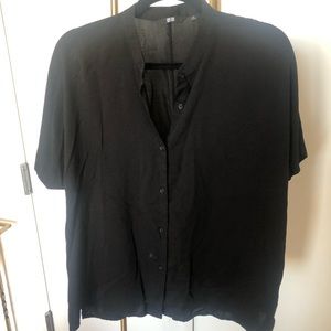 Uniqlo Black Short Sleeve Button Down